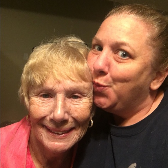 ❤️💕Meet your Posher, Susan, updated 6-21-22 - Picture 5 of 16